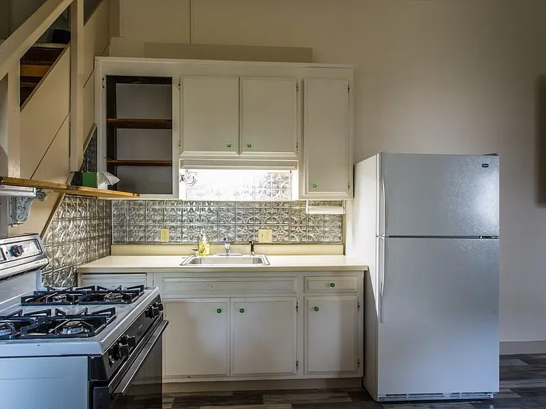 1837 Main St #D — Photo 3