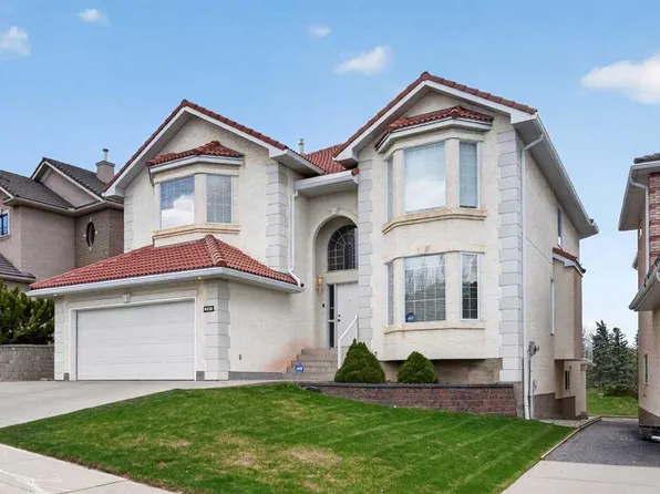 307 SE Hampstead Way NW, Calgary, AB T3A 6E6
