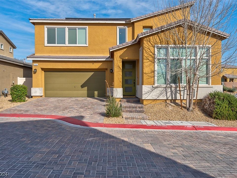 1st image of 124 Heathrow Lake Ave