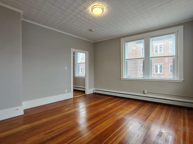 142 Gove St, East Boston — Photo 7