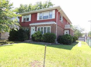 430 Ocean Ave, Lynbrook, NY 11563
