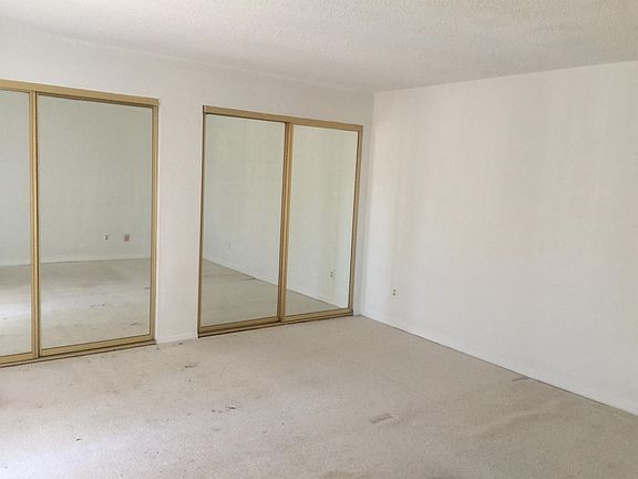 4th image of 184 Moonstone Ct
