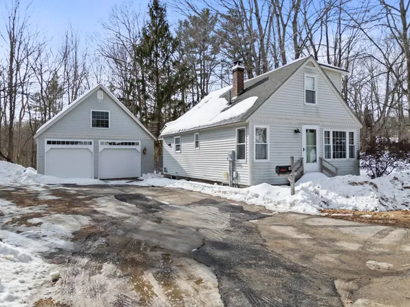 14 Autumn Avenue, Mechanic Falls, ME 04256