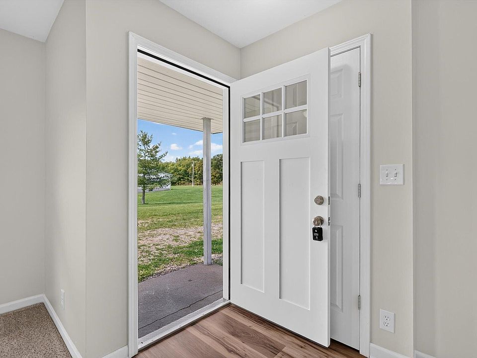 7956 Church Rd, photo 10