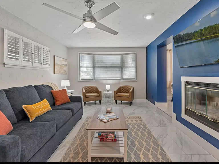 18 Ocean St — Photo 2
