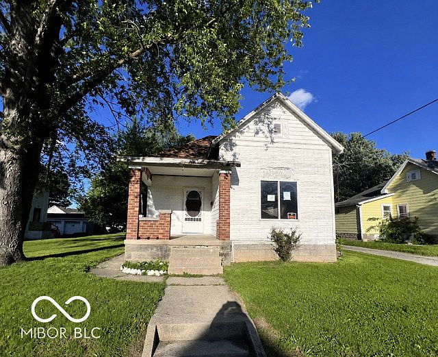 1st image of 207 S Black St