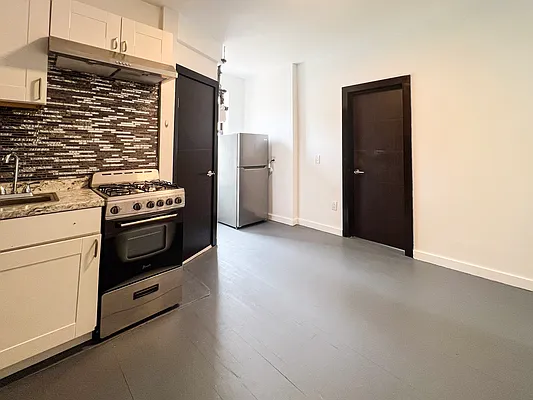 Rented by Hirsch Enterprises Incorporated | media 18