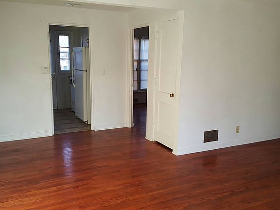 2nd image of 1944 S Cotner Blvd