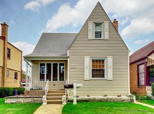 3653 N Pioneer Ave, Chicago, IL