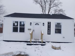 2128 Vermont St, Gary, IN 46407