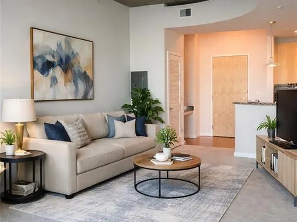 400 W Peachtree St NW Unit 715, Atlanta, GA 30308