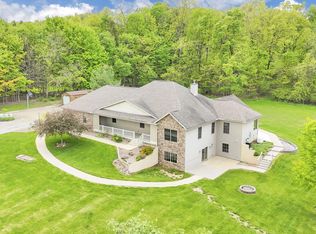 7247 Liberty Church Rd, Johnstown, OH 43031
