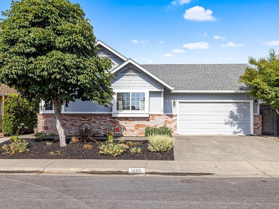1st image of 1429 Morning Glory Drive