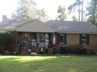 4069 Maple Dr, Chesapeake, VA 23321