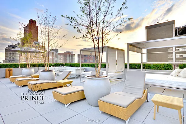 Rented by Town Residential | media 29