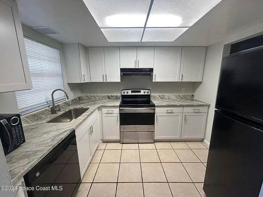 205 Palmetto Avenue - 301 — Photo 2