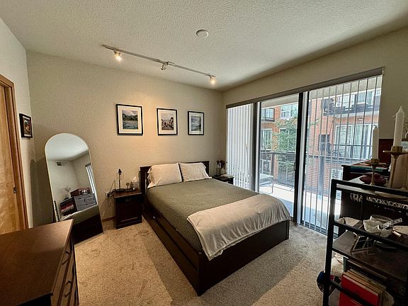 4th image of 2920 Aldrich Ave S APT 237