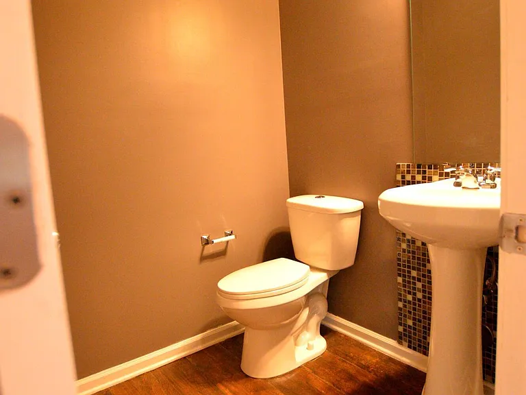 919 Stagecoach Dr — Photo 13