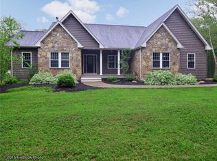 658 Chestnut Hill Rd, Glocester, RI 02814