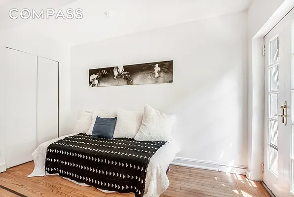 Sold by Compass | media 24