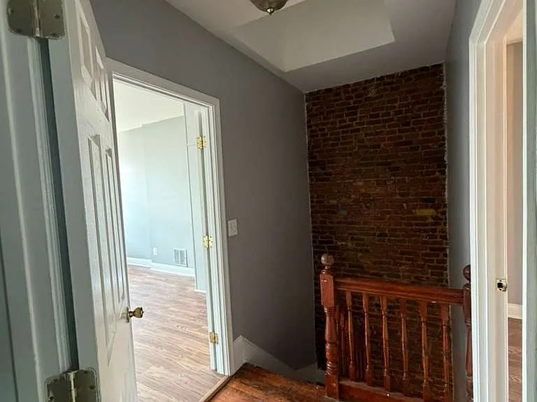 1814 Penrose Ave — Photo 7