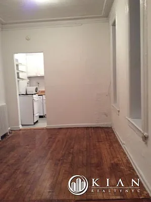 Rented by Kian Realty | media 9