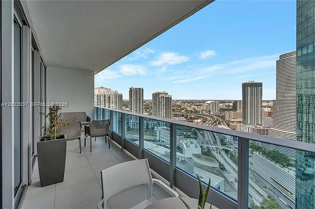 200 Biscayne Boulevard Way — Photo 4