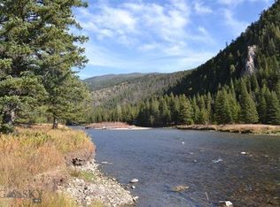 48040 Gallatin Rd, Gallatin Gateway, MT 59730