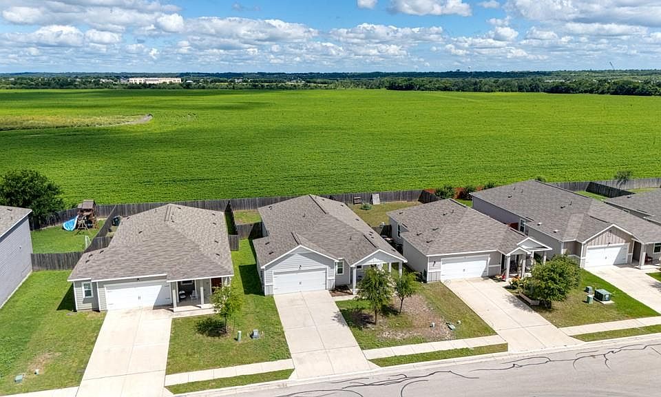 1st image of 151 Shiro Dr