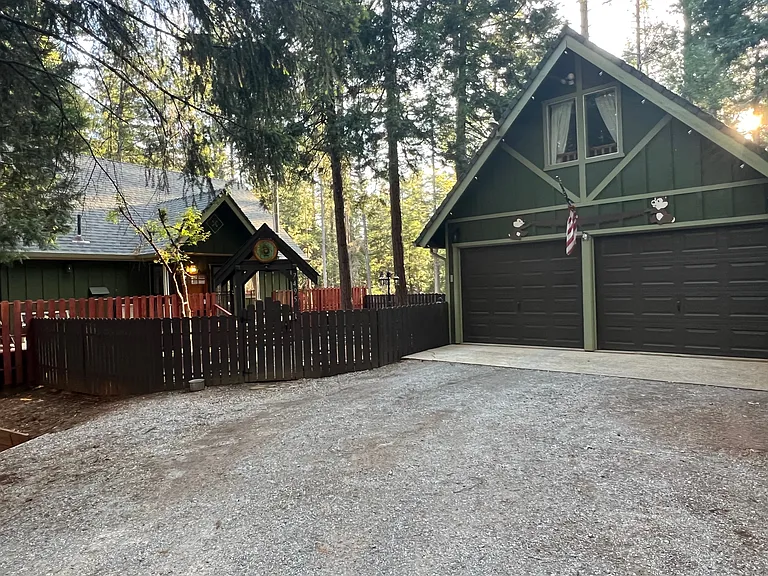 7495 Chip N Dale Dr — Photo 1