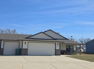 2346 S Chateau St, Wichita, KS 67207