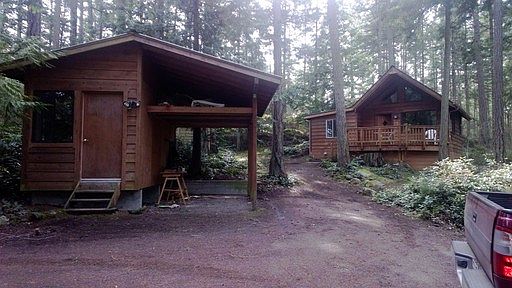 2nd image of 41 Conifer Ln