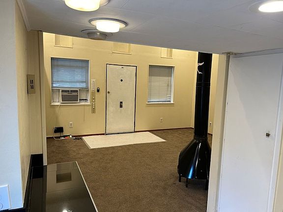 3rd image of 1840 Jancey St APT 1