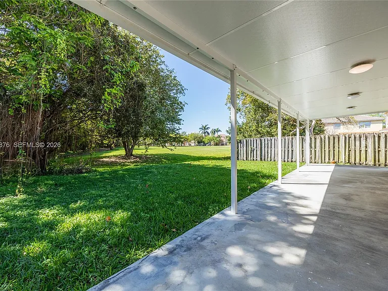 10770 SW 245th St — Photo 35