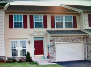 55 N Savanna Dr, Pottstown, PA 19465