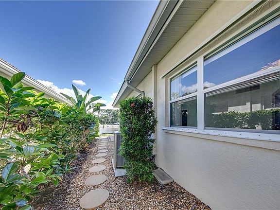 5th image of 331 Auburn Woods Cir