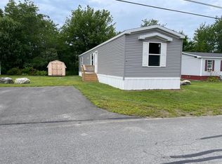 16 Rw Macleod Ln, Belfast, ME 04915