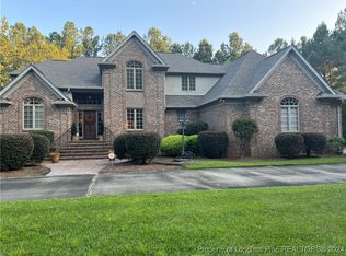 5200 White Oak Dr, Lumberton, NC 28358
