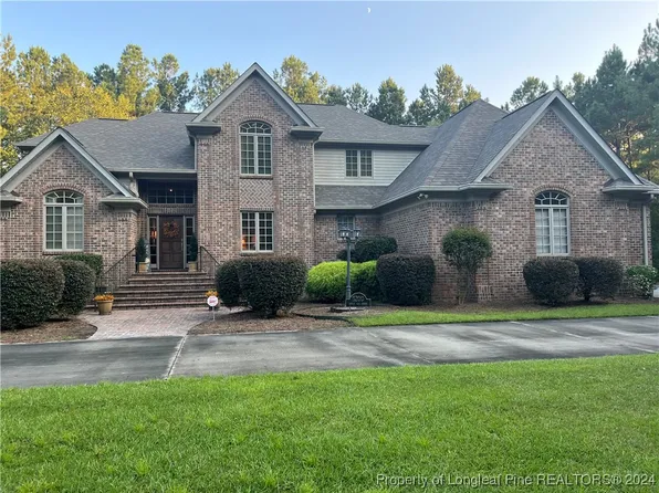 5200 White Oak Dr, Lumberton, NC 28358