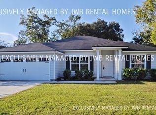 7104 Matthew St, Jacksonville, FL 32210