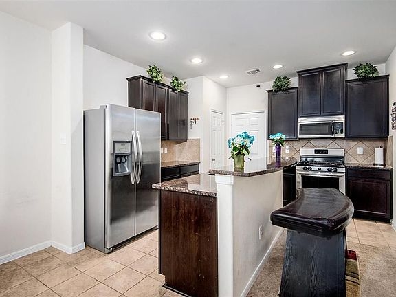 4th image of 13511 Vista De Oro St
