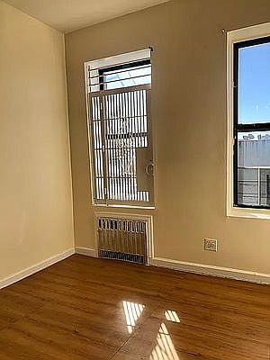 5th image of 1656 Saint Johns Pl #C2