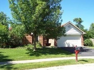 845 Wheatland Ln, Aurora, IL 60504