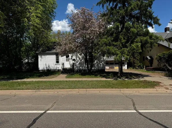 128 4th St NW, Aitkin, MN 56431