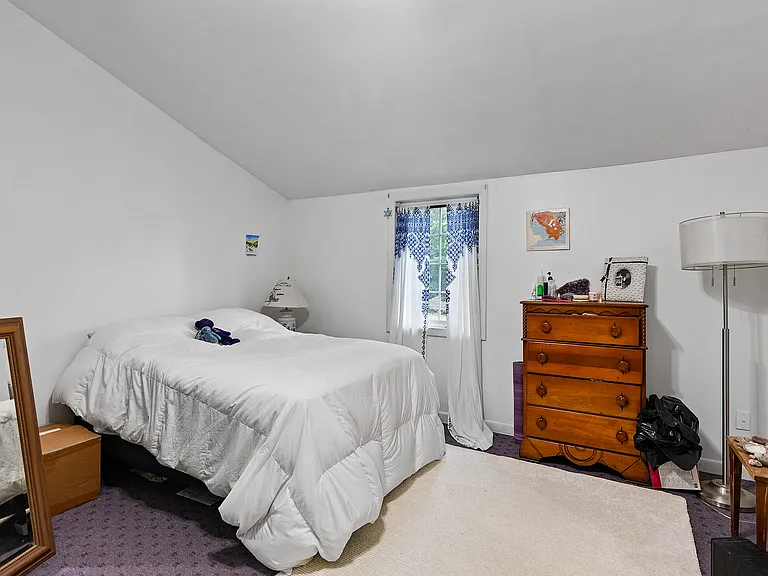225 Bean Rd #B — Photo 9
