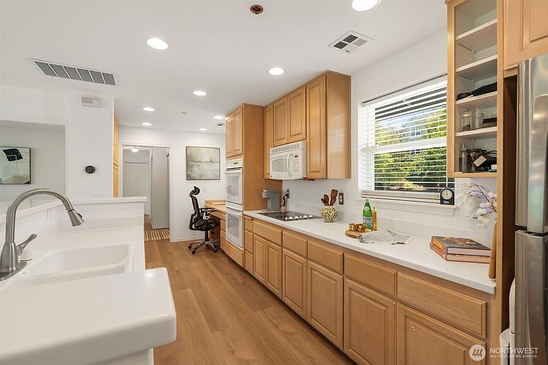5th image of 4433 Providence Point Place SE #3003