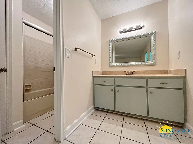 358 Evergreen Pl — Photo 7