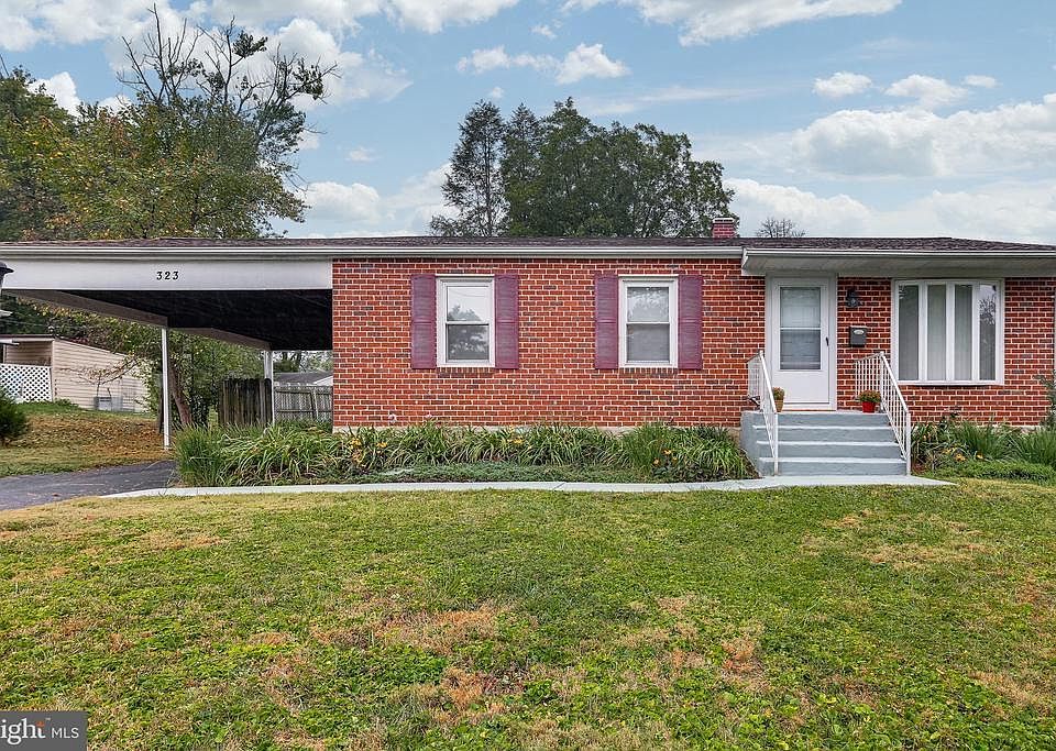 1st image of 323 Walgrove Rd
