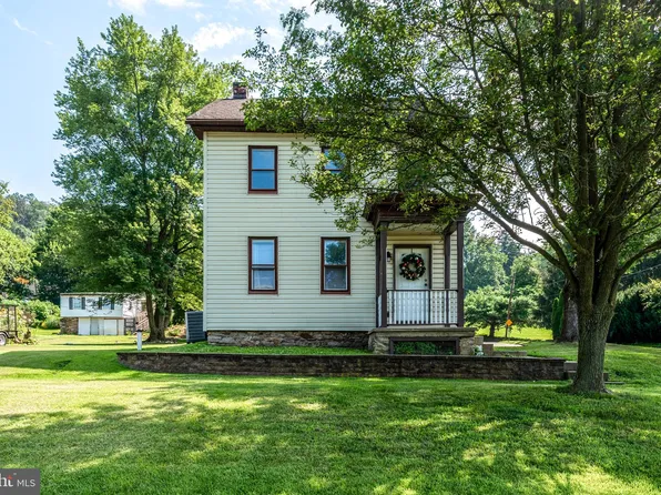 1868 Water St, Washington Boro, PA 17582