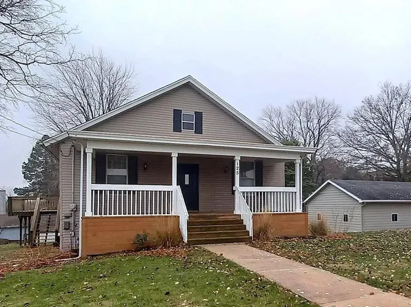 125 A St, Buda, IL 61314